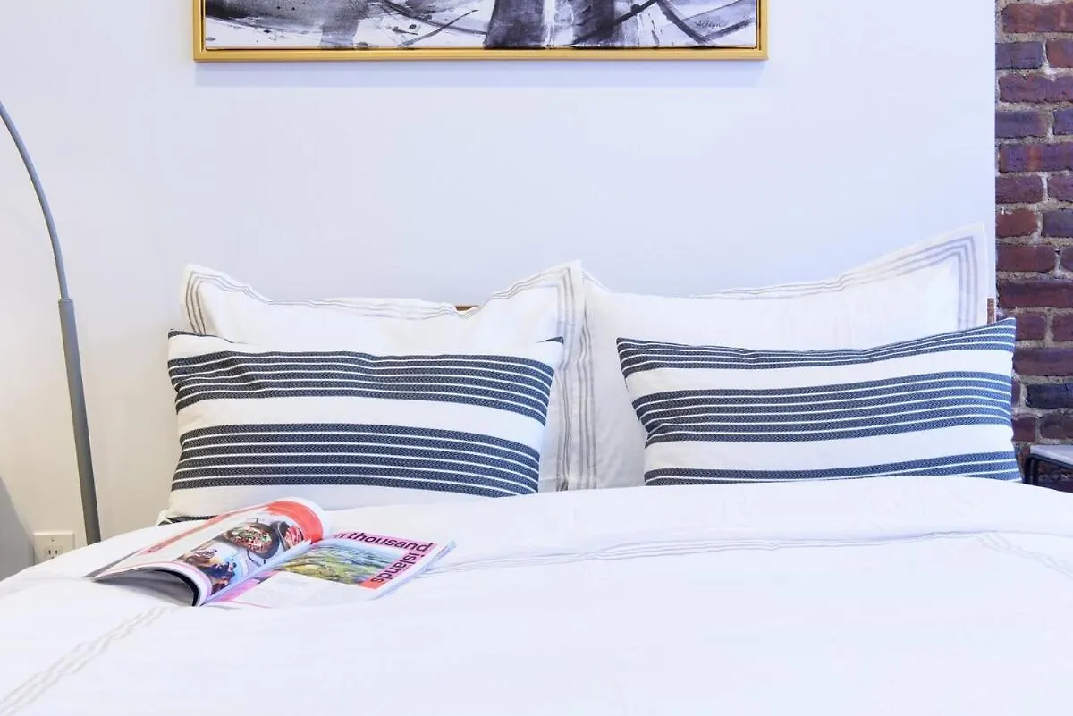 アパート 83-3Fw Ues Central Park Newly Furnished Xl Studio ニューヨーク