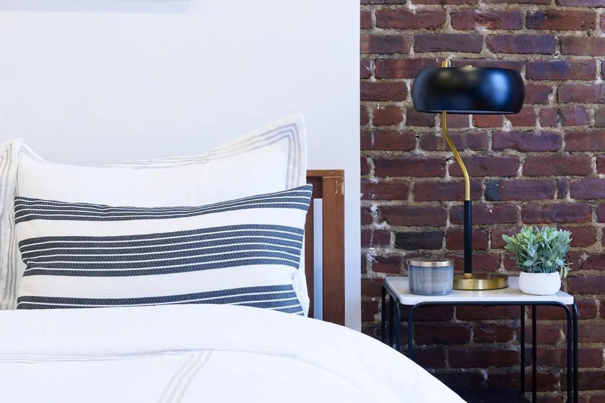 アパート 83-3Fw Ues Central Park Newly Furnished Xl Studio ニューヨーク 米国