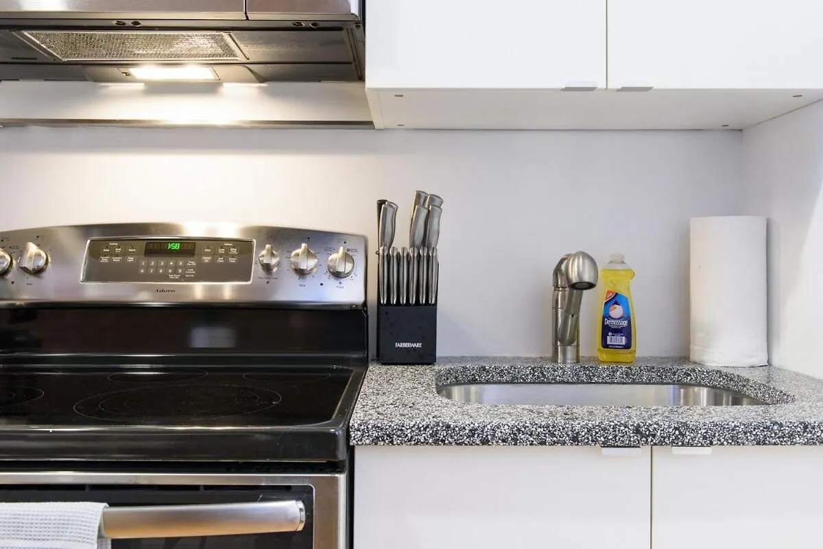 アパート 83-3Fw Ues Central Park Newly Furnished Xl Studio ニューヨーク 米国
